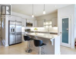 56 RENAISSANCE DRIVE - 8
