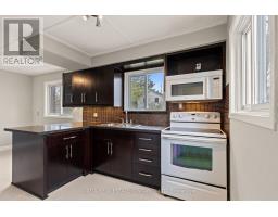 222 ELGIN CRESCENT - 11
