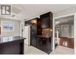 222 ELGIN CRESCENT - 12