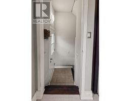 222 ELGIN CRESCENT - 24