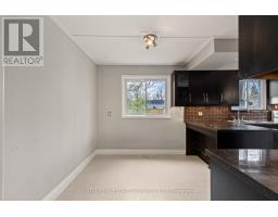 222 ELGIN CRESCENT - 8