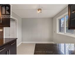 222 ELGIN CRESCENT - 9