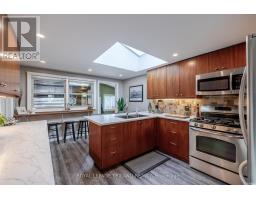 24 MUIR STREET - 13