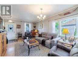 24 MUIR STREET - 5