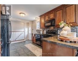 22 SCOTCHMERE CRESCENT - 14