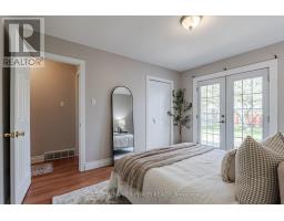 22 SCOTCHMERE CRESCENT - 21