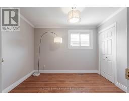 22 SCOTCHMERE CRESCENT - 22