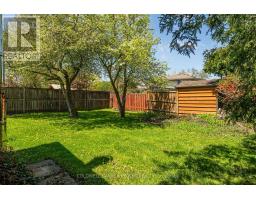 22 SCOTCHMERE CRESCENT - 48