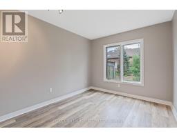 68 - 1478 ADELAIDE STREET N - 31