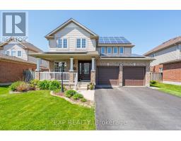 1098 STAGHORN CRESCENT - 1