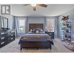 1098 STAGHORN CRESCENT - 26