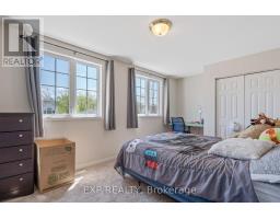 1098 STAGHORN CRESCENT - 32