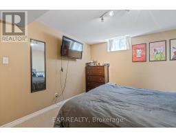 1098 STAGHORN CRESCENT - 40