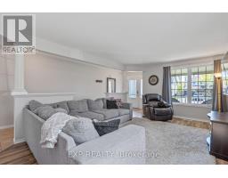 1098 STAGHORN CRESCENT - 8