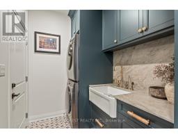 86 KEMP CRESCENT - 10