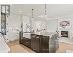 86 KEMP CRESCENT - 17