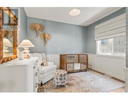 86 KEMP CRESCENT - 25