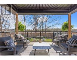 86 KEMP CRESCENT - 36