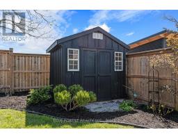 86 KEMP CRESCENT - 45