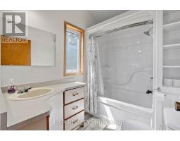 7495 DUNE DRIVE - 35