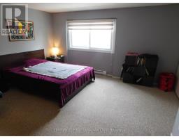 22 - 253 TAYLOR STREET - 14