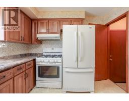 32 APPLEWOOD CRESCENT - 20