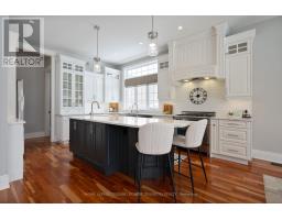 37 BARON CRESCENT - 20