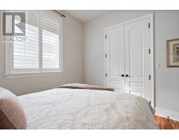 37 BARON CRESCENT - 28