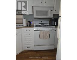 41 PORTSIDE DR - 77719 BLUEWATER HIGHWAY - 8