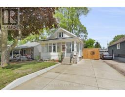 166 GILES STREET - 3