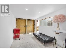 166 GILES STREET - 9