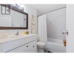 32 - 40 TIFFANY DRIVE - 35