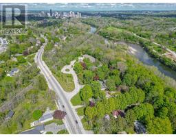 420 RIVERSIDE DRIVE - 36
