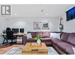 493 FERNDALE COURT - 21