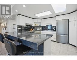 703 - 1255 COMMISSIONERS ROAD W - 10