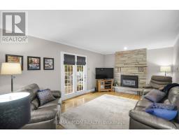 45 WHISPERWOOD CRESCENT - 25