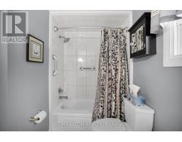 45 WHISPERWOOD CRESCENT - 30