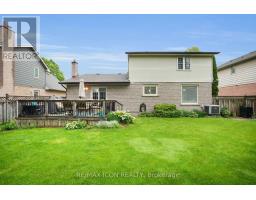 45 WHISPERWOOD CRESCENT - 9