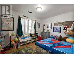 1171 JANE STREET - 17