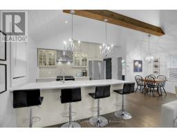28 DEVONSHIRE AVENUE - 10