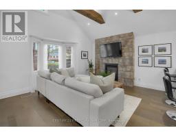 28 DEVONSHIRE AVENUE - 17