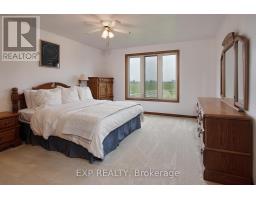 1265 GLADSTONE DRIVE - 18