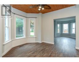 95 SCOTT STREET - 14