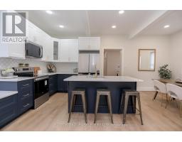 964 DUFFERIN AVENUE - 11