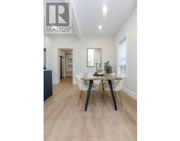 964 DUFFERIN AVENUE - 22