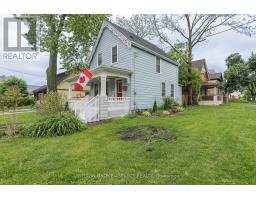 964 DUFFERIN AVENUE - 3