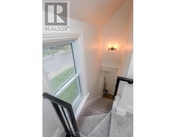 964 DUFFERIN AVENUE - 39