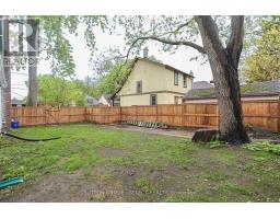 964 DUFFERIN AVENUE - 43