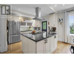580 GROSVENOR STREET - 15