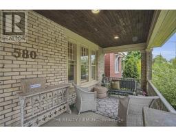 580 GROSVENOR STREET - 3